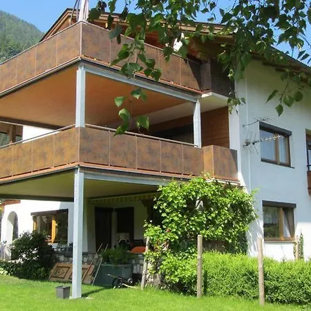 Haus Hager Schlitters