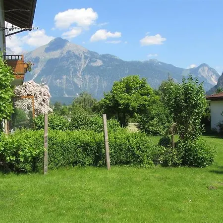 Bed & Breakfast Haus Hager Schlitters