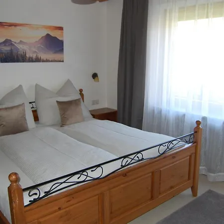 Haus Hager Bed and breakfast Schlitters