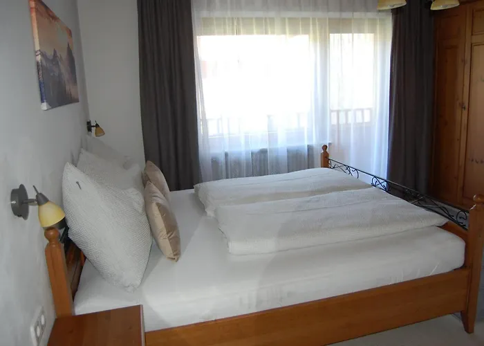 Haus Hager Bed & Breakfast Schlitters