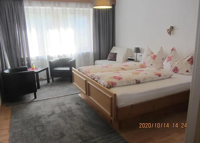 Bed & Breakfast Haus Hager Schlitters