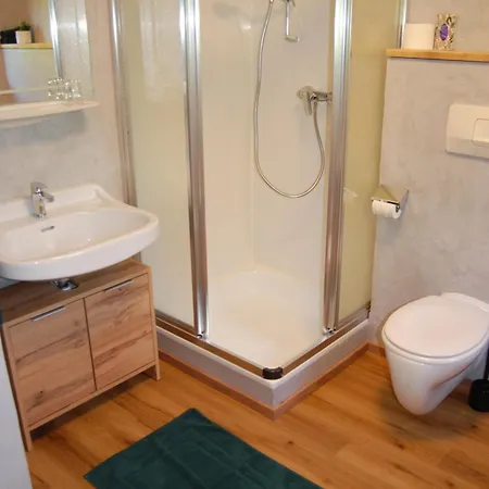 فندق مبيت وإفطار Haus Hager