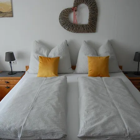 فندق مبيت وإفطار Haus Hager